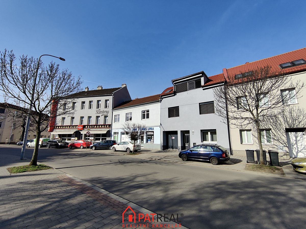Pronájem kanceláře 57 m² – fotografie 2