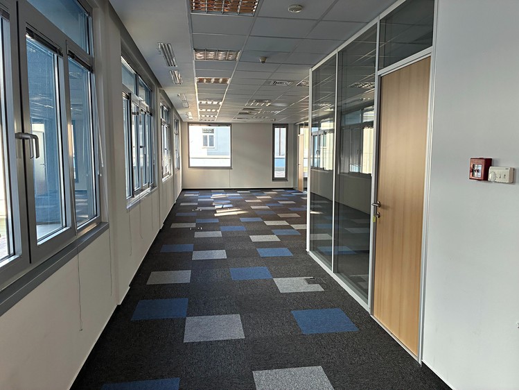 Комерційне приміщення в оренду, 137 м² (15 з 15)