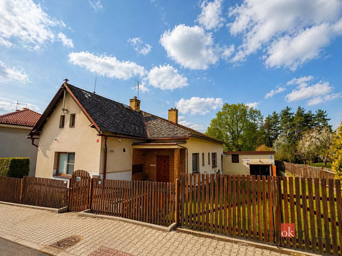 Prodej rodinného domu 144 m², pozemek 639 m²