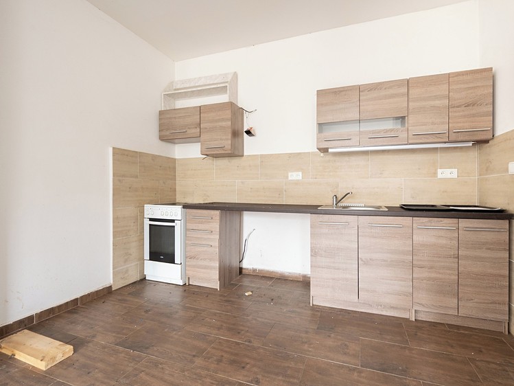 Prodej komerčního prostoru, 2 250 m² (16 z 35)
