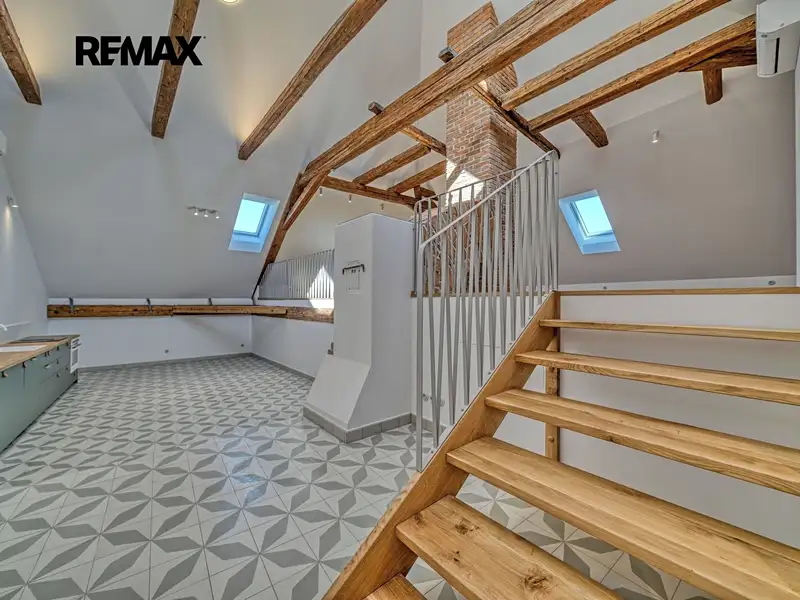 Pronájem bytu atypický 123 m², Kutná Hora – náhled fotky 2