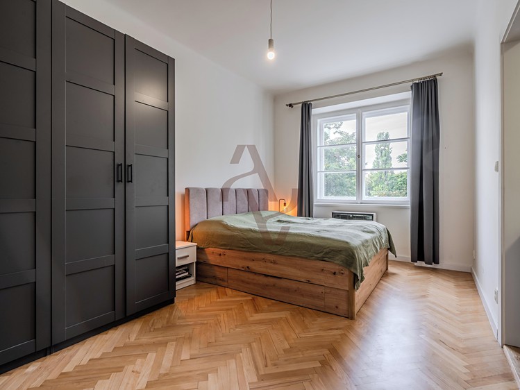Pronájem bytu 2+kk, 40 m² (6 z 13)