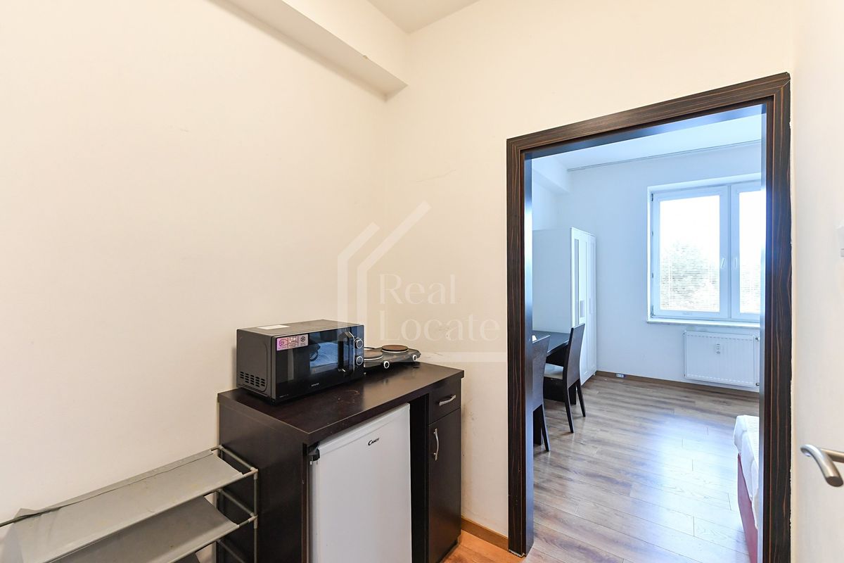 Pronájem bytu atypický 21 m² – fotografie 4
