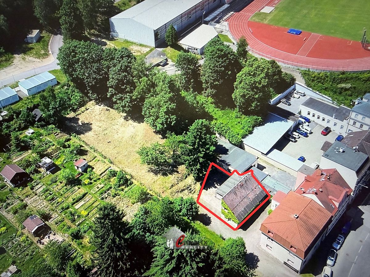 Prodej rodinného domu 124 m², pozemek 333 m² – fotografie 3