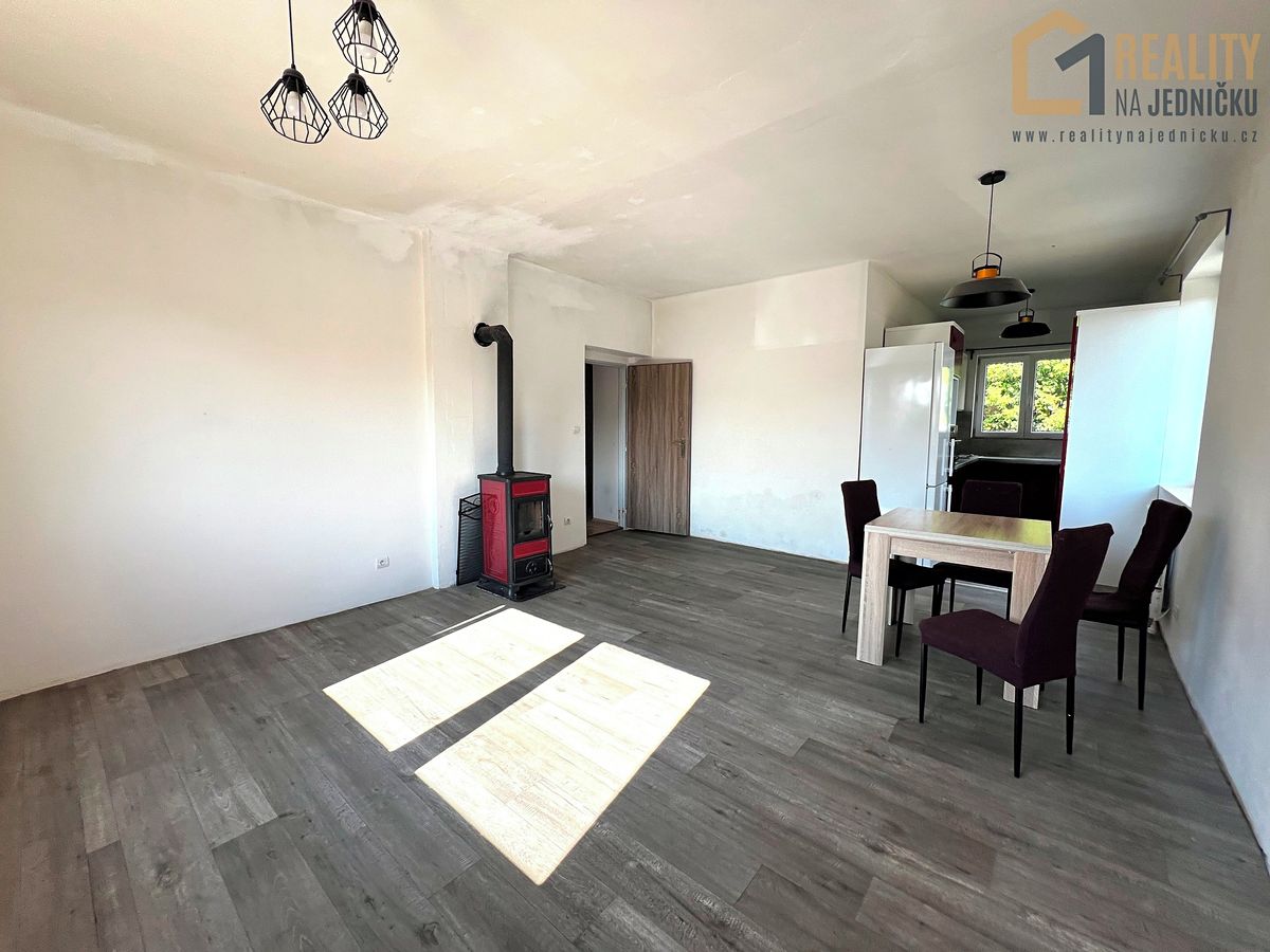 Prodej rodinného domu 120 m², pozemek 586 m² – fotografie 5