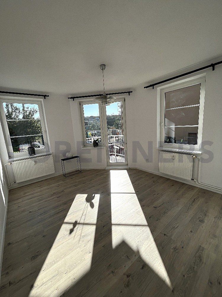 Pronájem bytu 2+kk 60 m² – fotografie 3