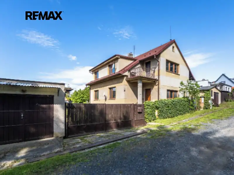Prodej rodinného domu 182 m², pozemek 957 m², Kamenice – náhled fotky 3