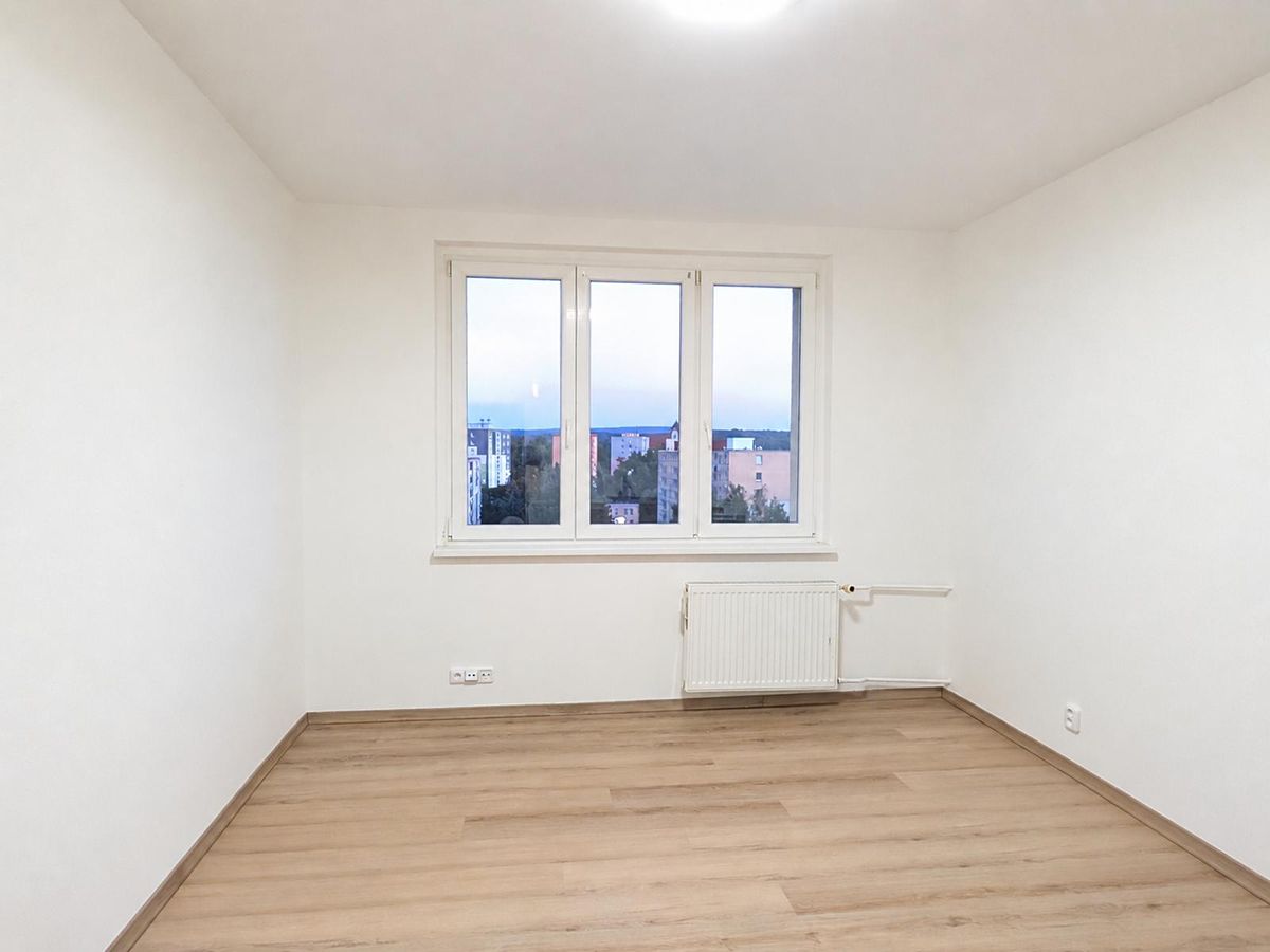 Pronájem bytu 1+kk 21 m² – fotografie 3
