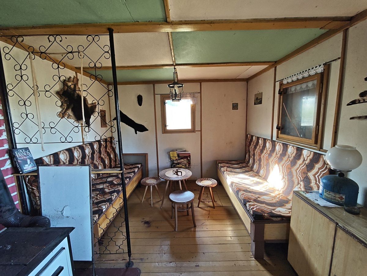 Prodej chaty 15 m², pozemek 1 m² – fotografie 2