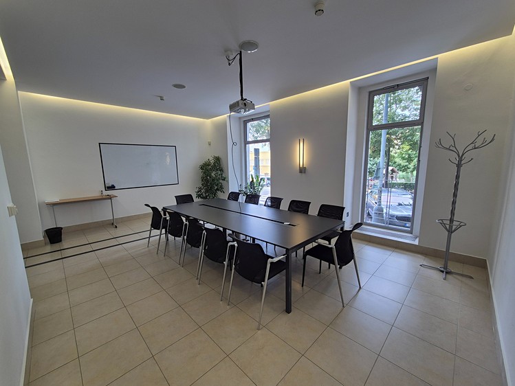 Комерційне приміщення в оренду, 45 м² (6 з 12)