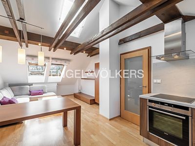 Pronájem bytu 3+kk 86 m²