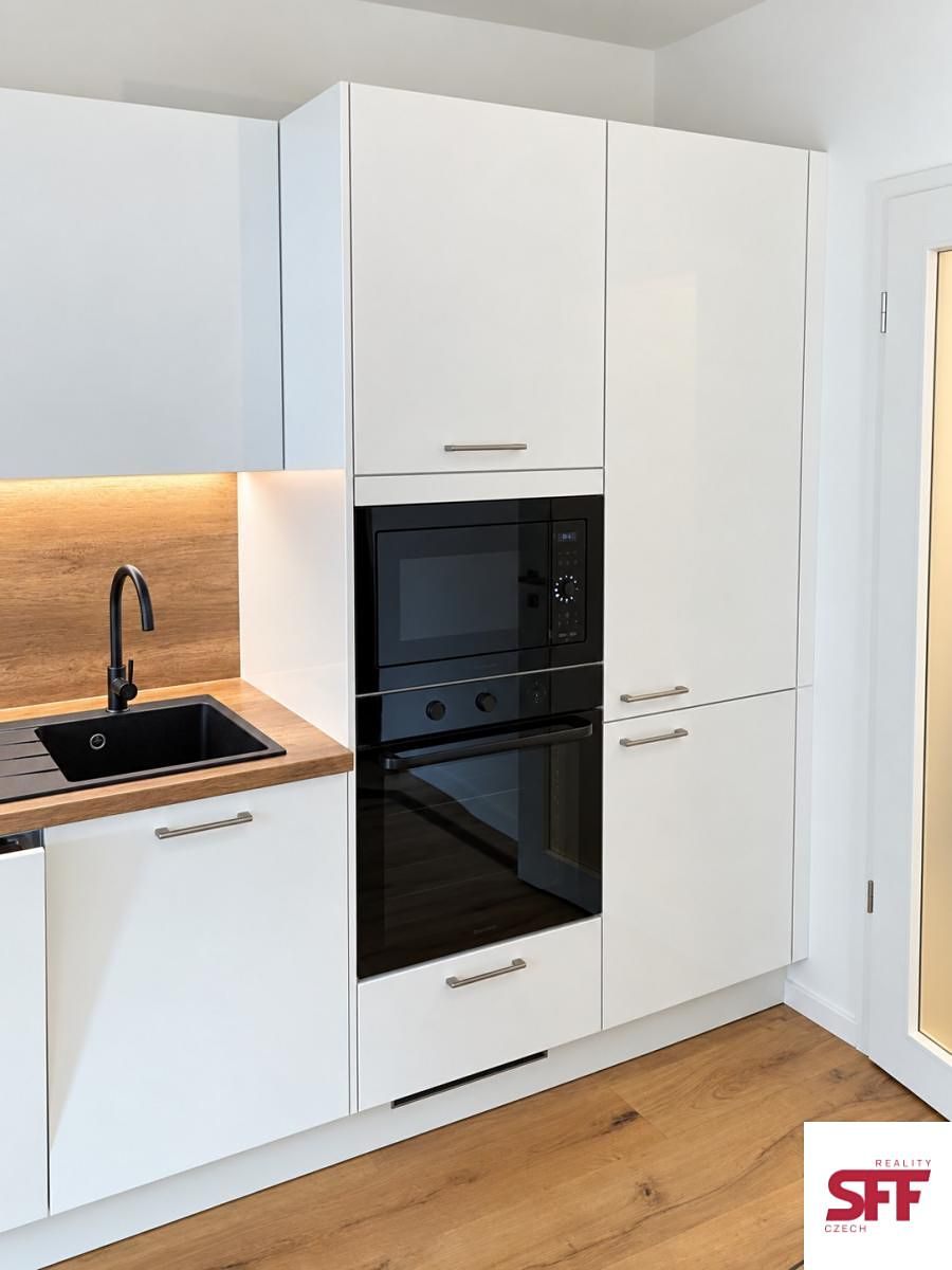 Pronájem bytu 2+kk 51 m² – fotografie 3
