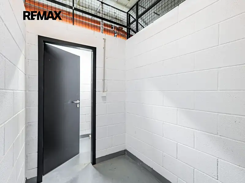 Prodej skladového prostoru 4 m², Praha – náhled fotky 1