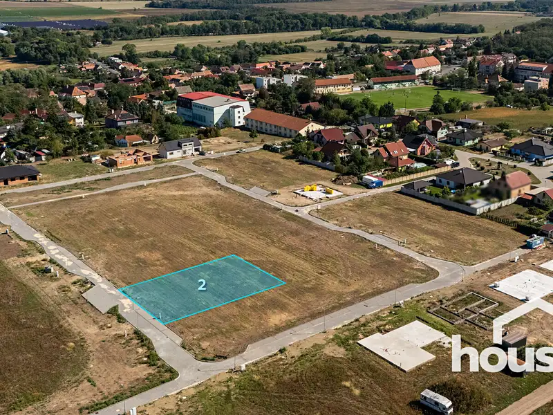 Prodej stavebního pozemku 864 m², Božice – náhled fotky 1