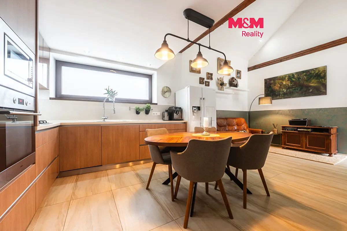 Prodej rodinného domu 170 m², pozemek 534 m²