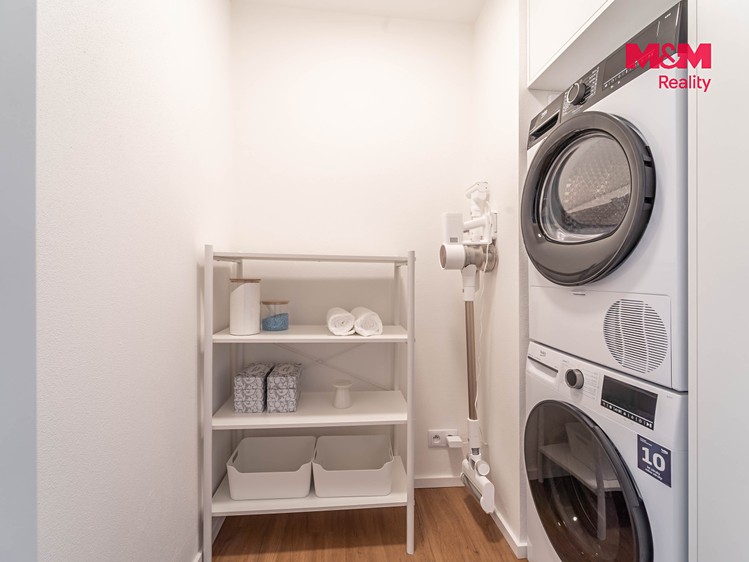 Prodej bytu 3+kk, 90 m² (20 z 30)