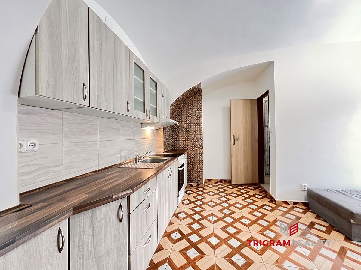 Pronájem bytu 1+kk 18 m²