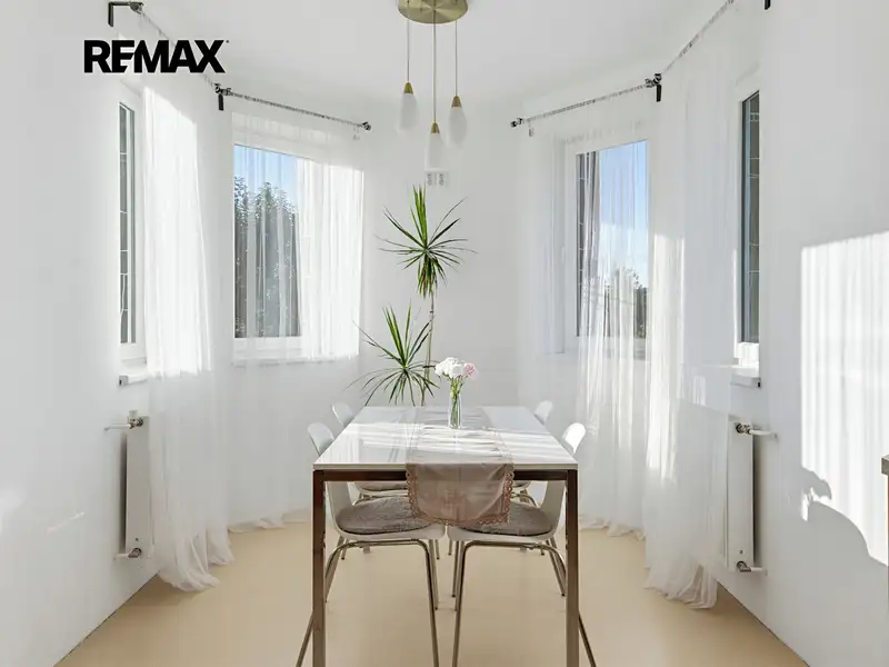 Prodej rodinného domu 174 m², pozemek 586 m², Malá Lhota – náhled fotky 2