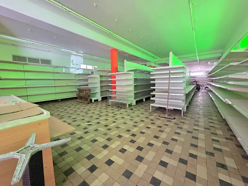 Prodej obchodního prostoru 600 m², Úpice – náhled fotky 3