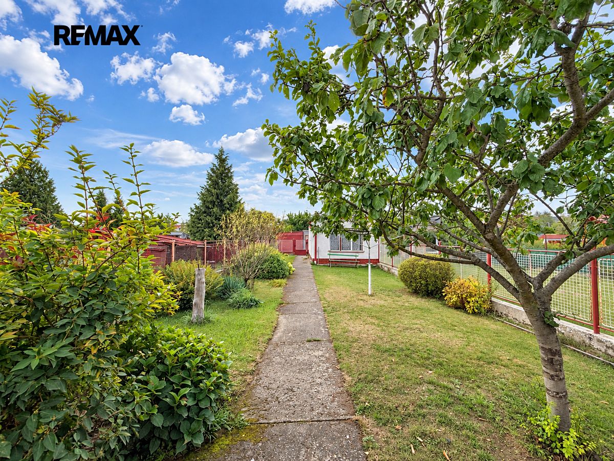 Prodej rodinného domu 183 m², pozemek 402 m² – fotografie 2
