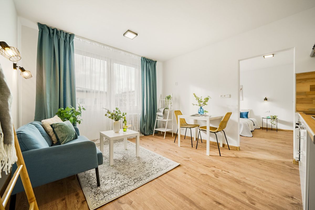Pronájem bytu 2+kk 35 m² – fotografie 2