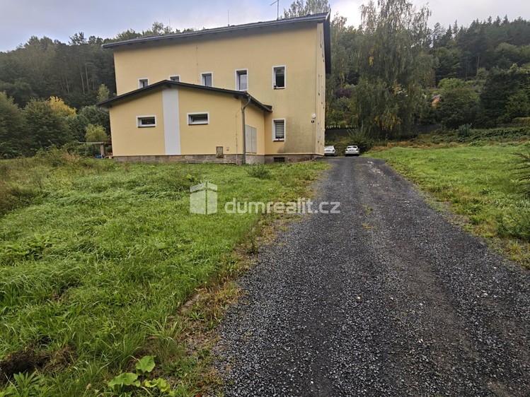 Pronájem bytu 1+1, 33 m² (1 z 18)