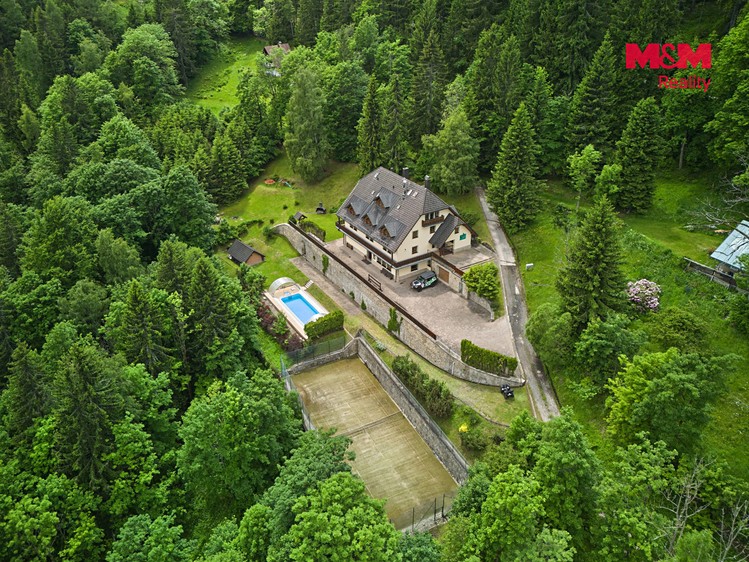 Комерційне приміщення на продаж, 1 000 м² (26 з 30)