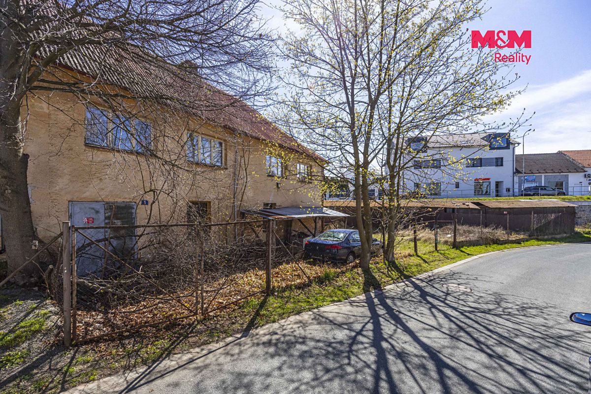 Prodej rodinného domu 450 m², pozemek 617 m² – fotografie 4