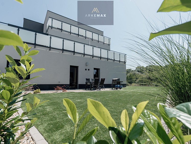 Prodej bytu 5+kk, 107 m² (6 z 14)