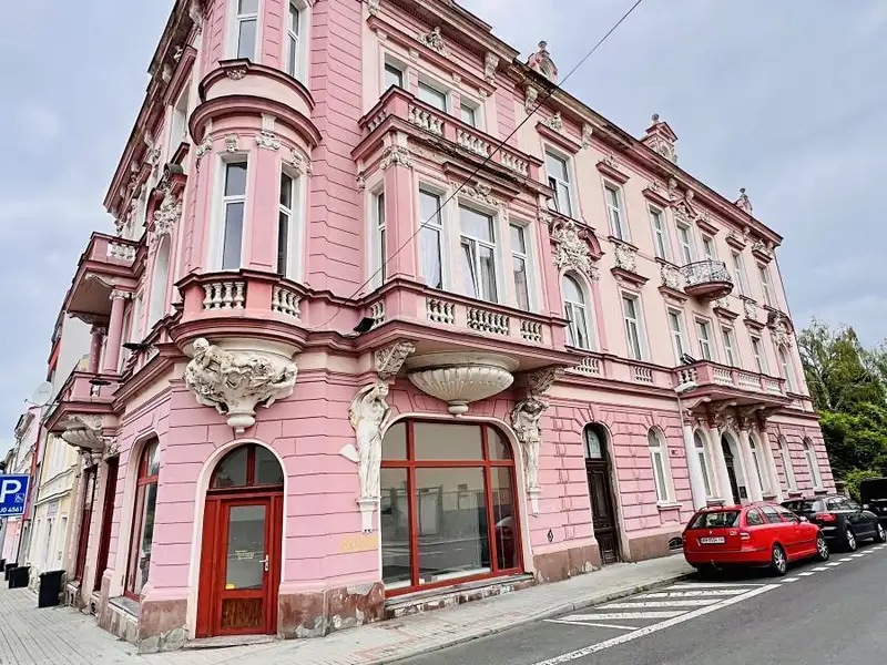 Pronájem bytu 2+1 63 m², Teplice – náhled fotky 1