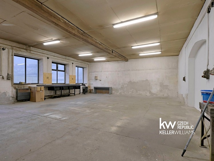 Pronájem komerčního prostoru, 100 m² (4 z 6)