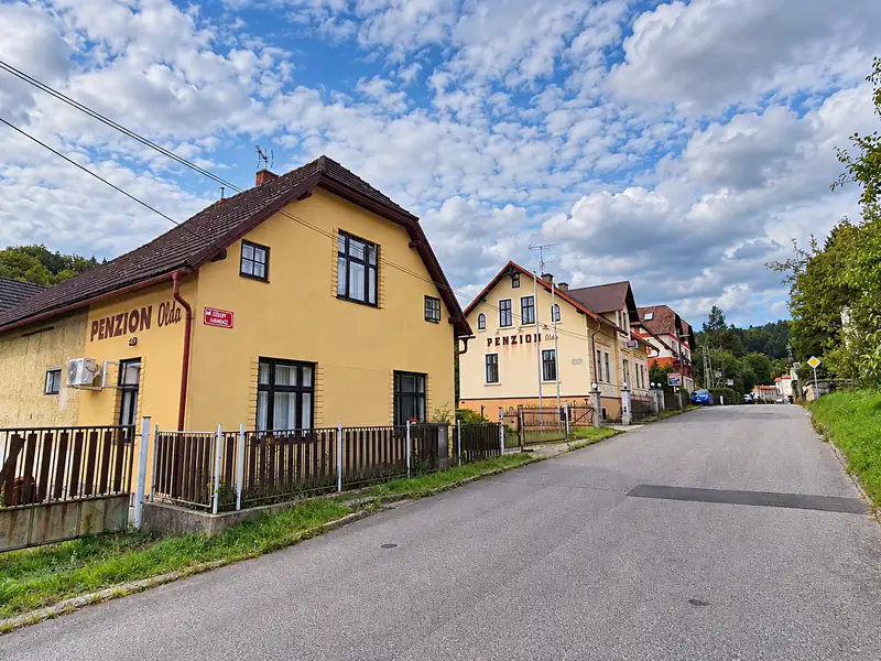 Prodej ubytovacího zařízení 386 m², Hrubá Skála – náhled fotky 3