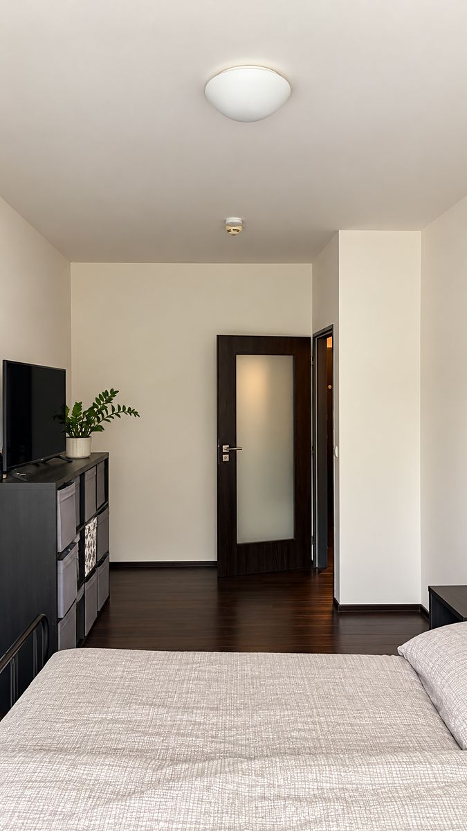 Pronájem bytu 2+1 44 m² – fotografie 3
