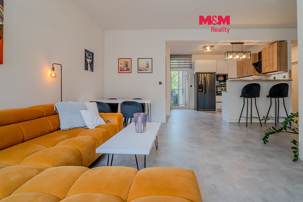 Pronájem bytu 3+kk 89 m²