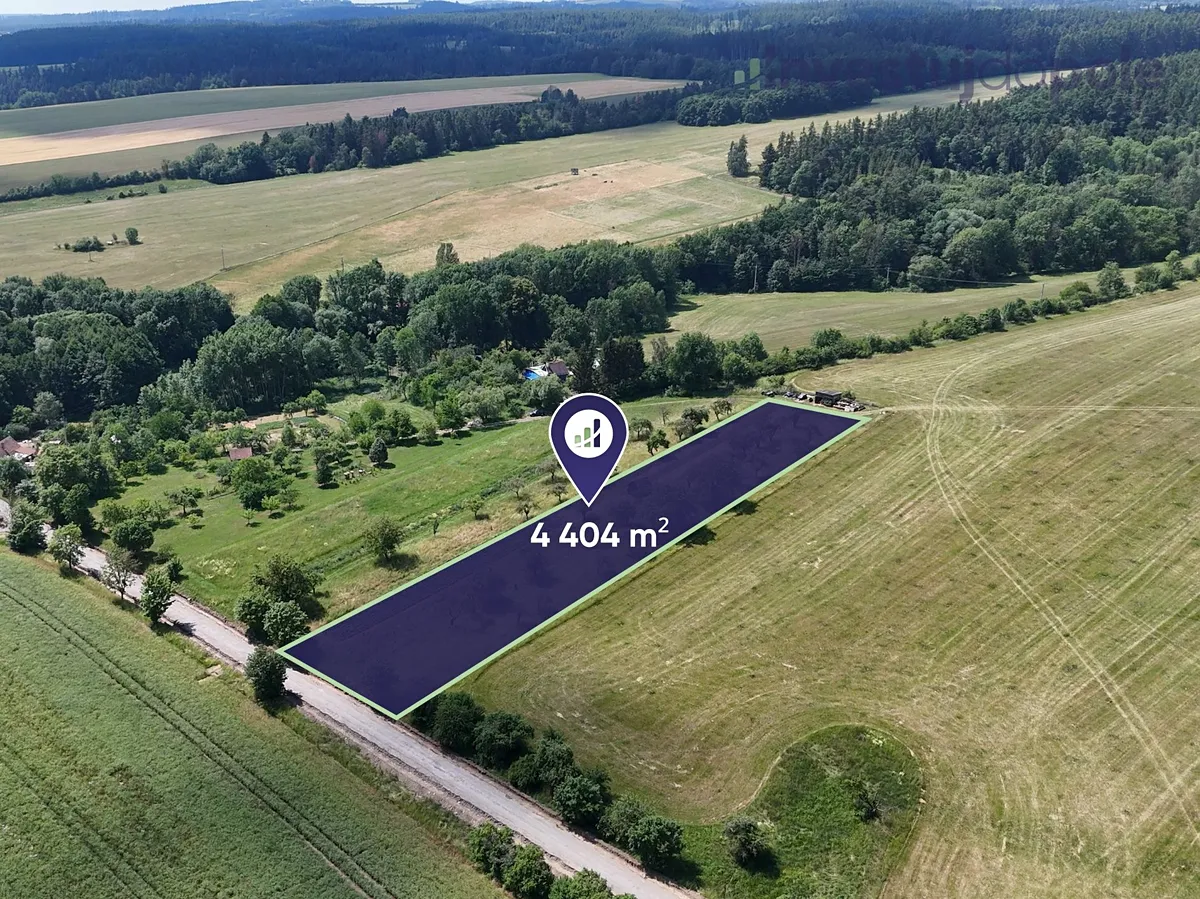 Prodej stavebního pozemku 4404 m²