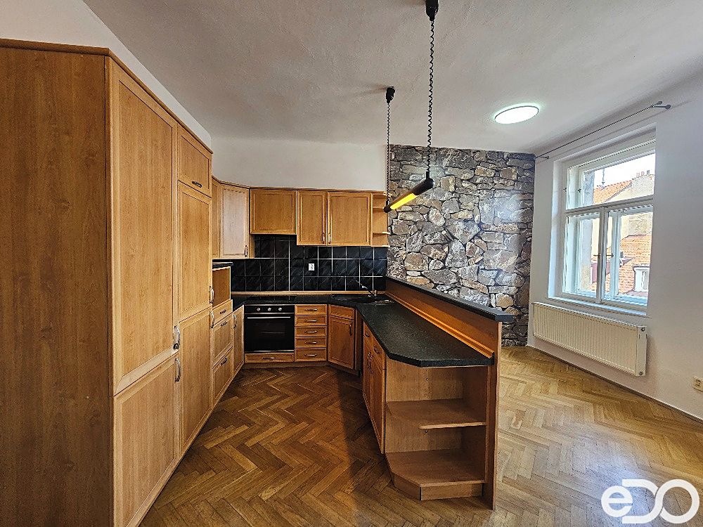 Pronájem bytu 2+kk 73 m² – fotografie 4