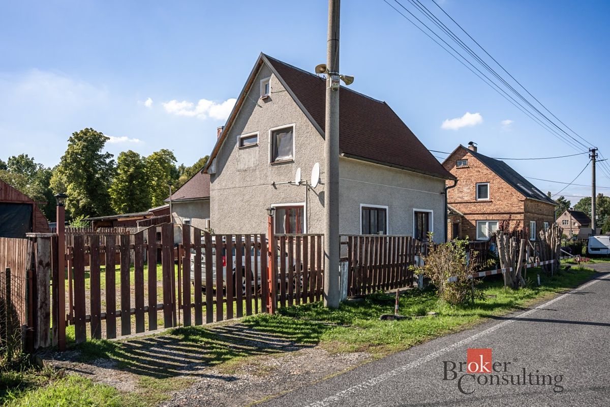 Prodej rodinného domu 140 m², pozemek 891 m²