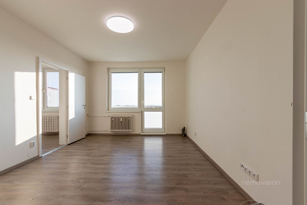 Pronájem bytu 2+1 58 m² – fotografie 4
