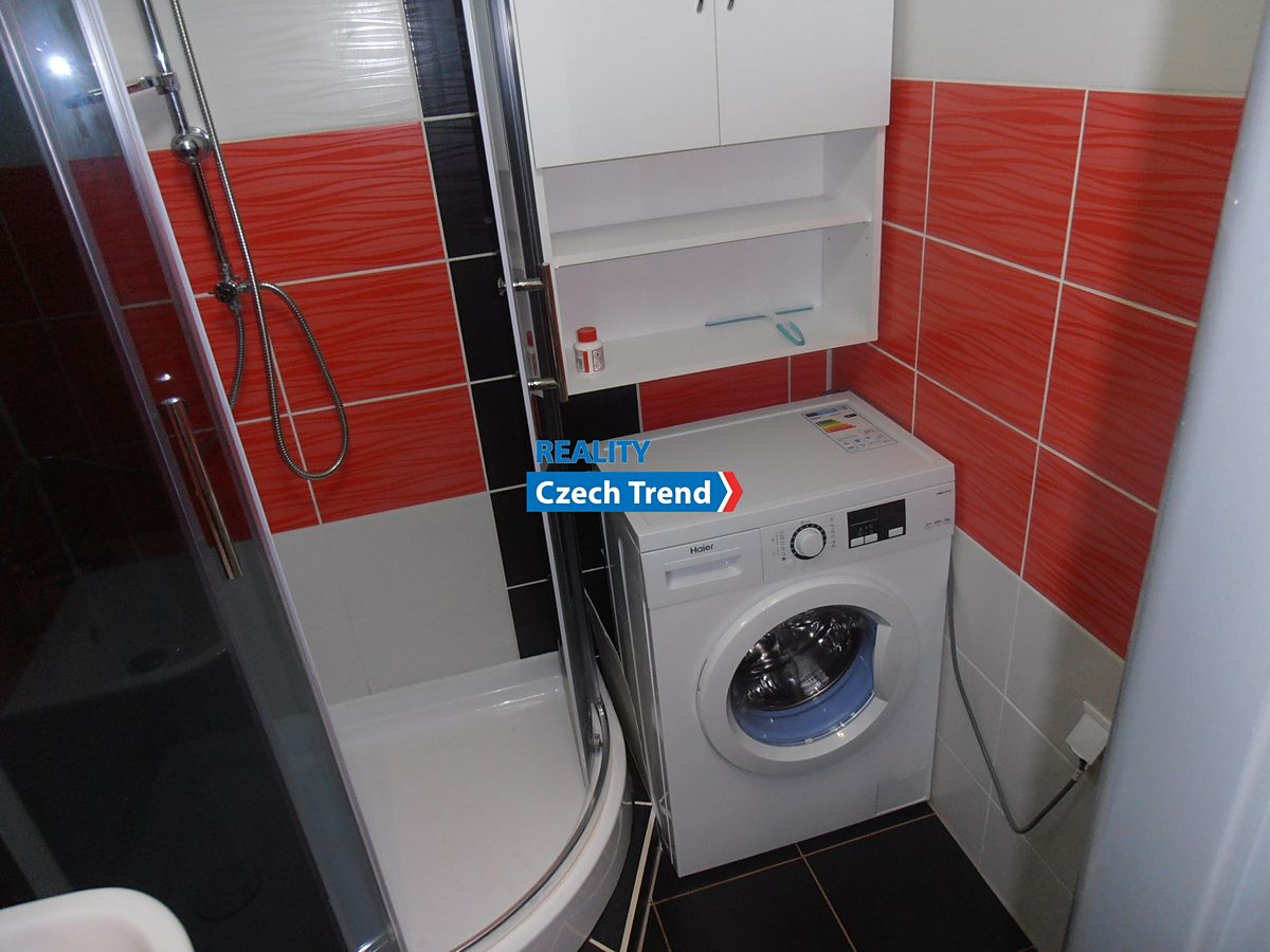 Pronájem bytu pokoje 54 m² – fotografie 4