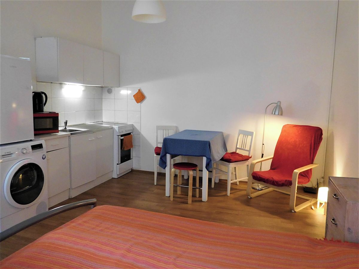 Pronájem bytu 1+kk 20 m² – fotografie 2