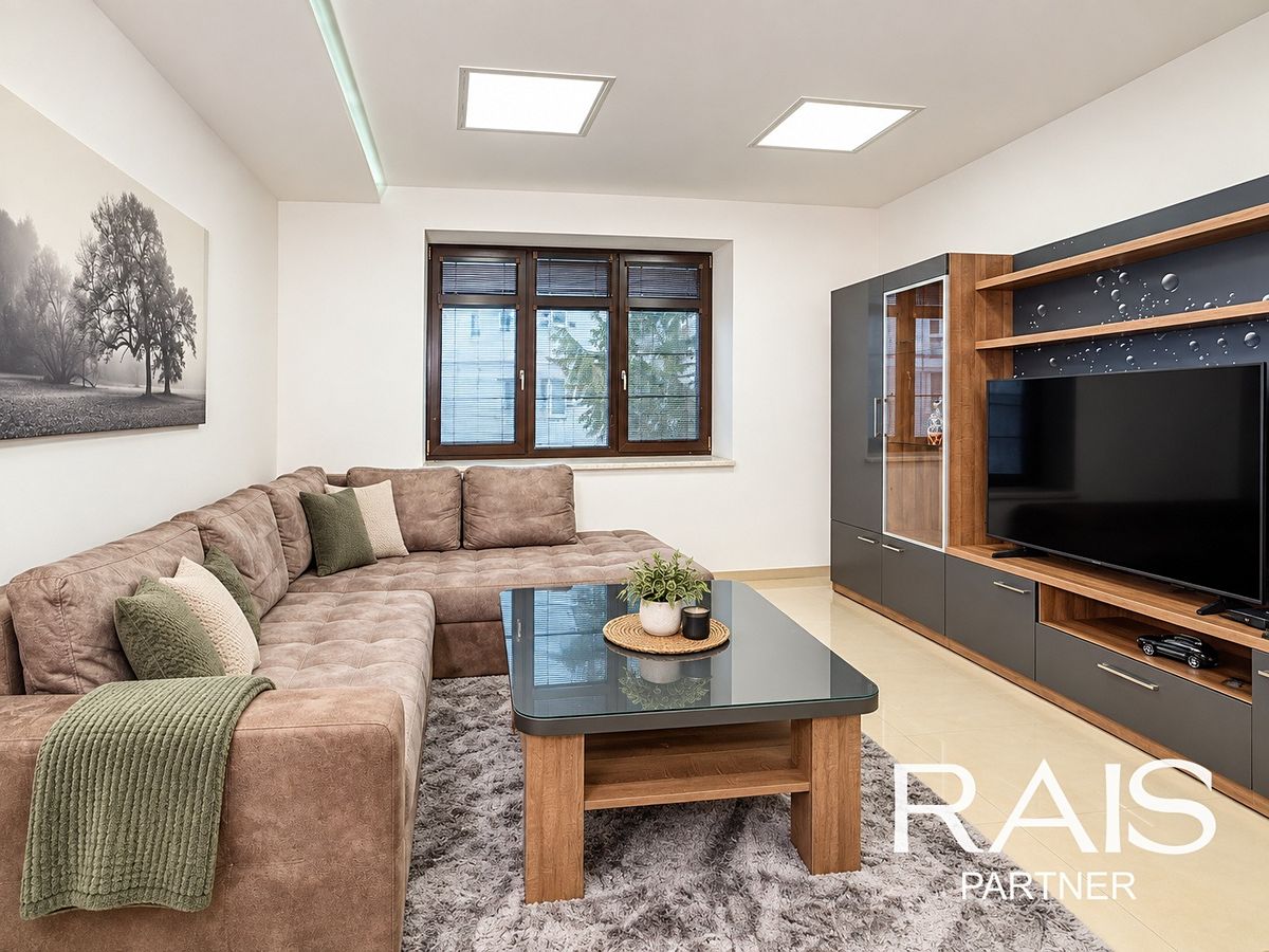 Prodej rodinného domu 235 m², pozemek 232 m² – fotografie 4