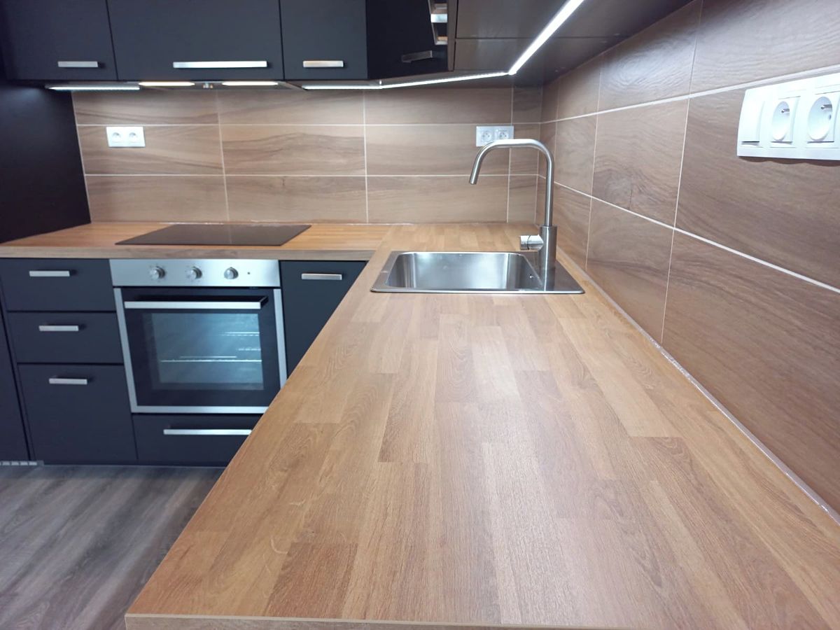 Pronájem bytu 2+kk 49 m² – fotografie 2