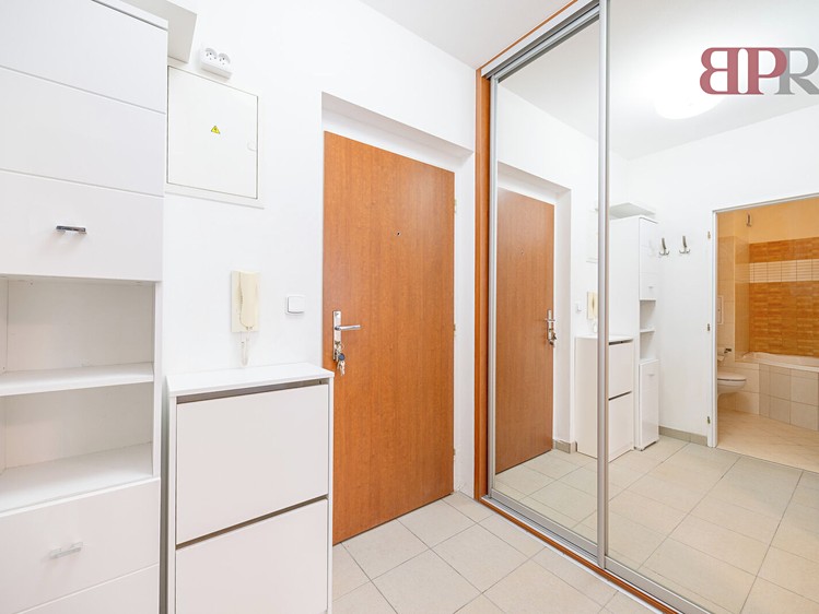 Квартира 2+kk на продаж, 38 м² (4 з 30)