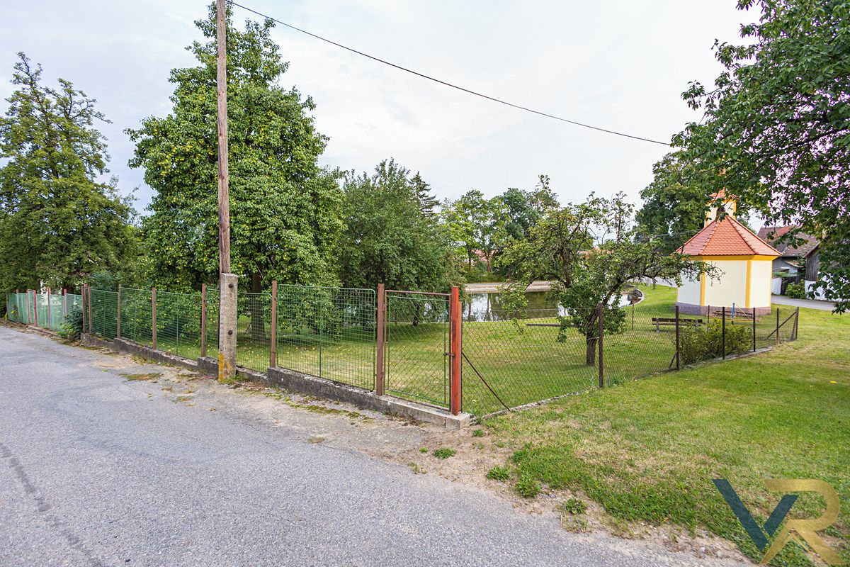 Prodej rodinného domu 170 m², pozemek 1750 m² – fotografie 3