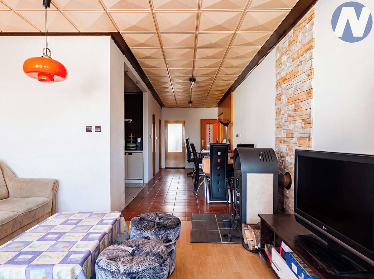 Prodej vícegeneračního domu 365 m², pozemek 527 m² – fotografie 4