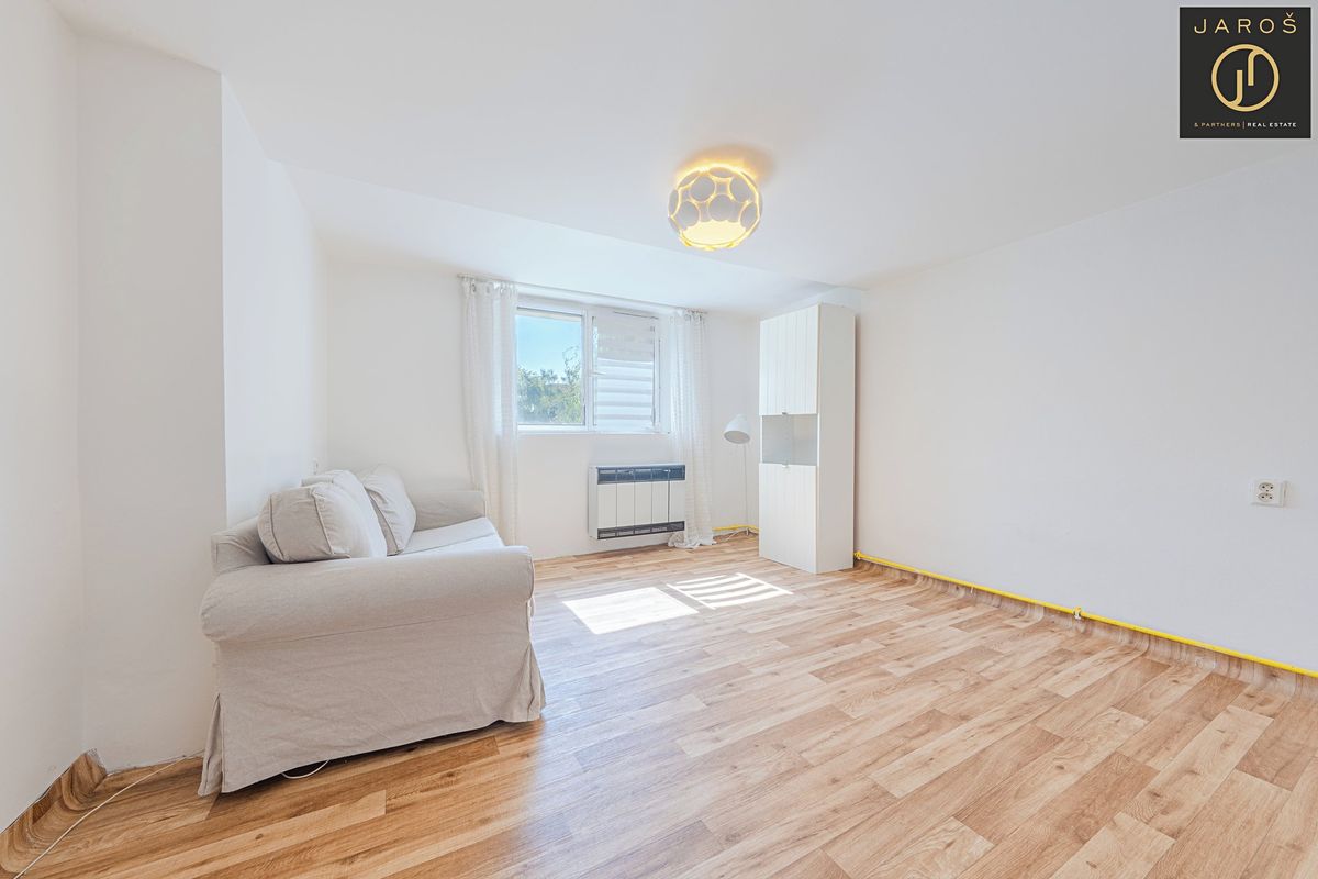 Prodej bytu 2+1 48 m² – fotografie 3