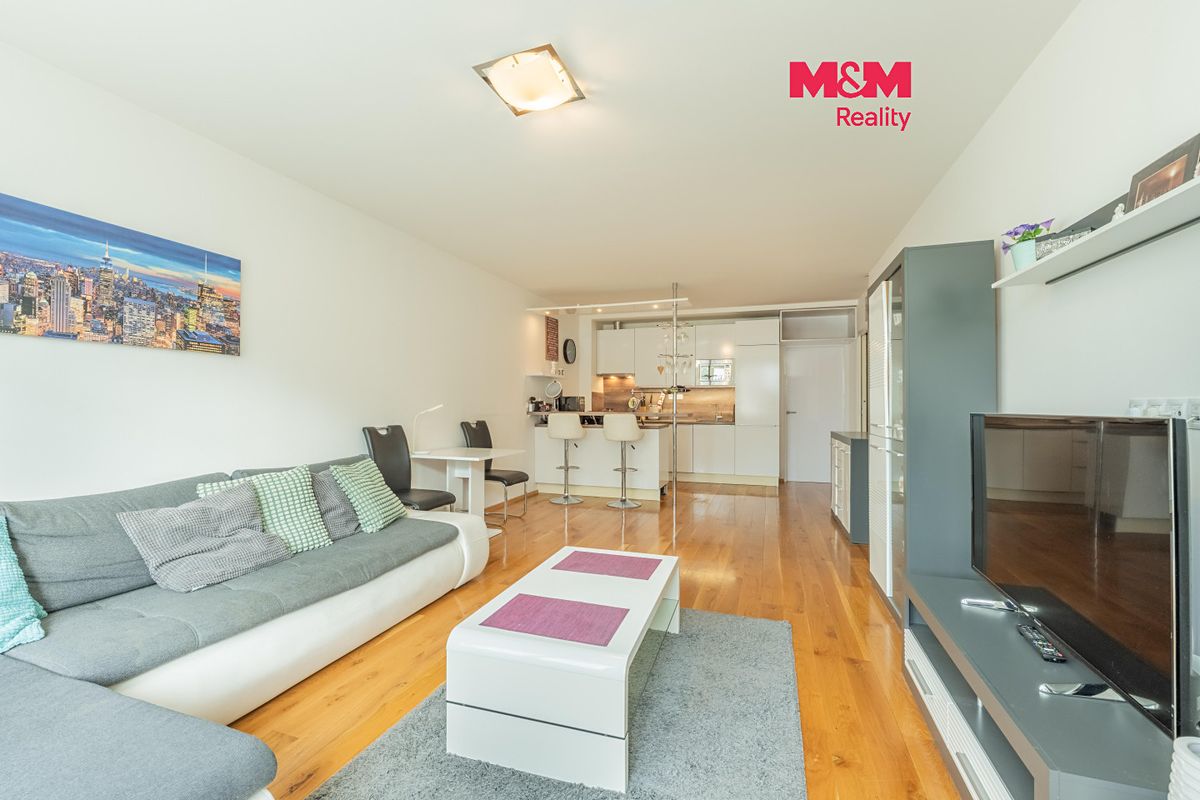 Pronájem bytu 2+kk 64 m²