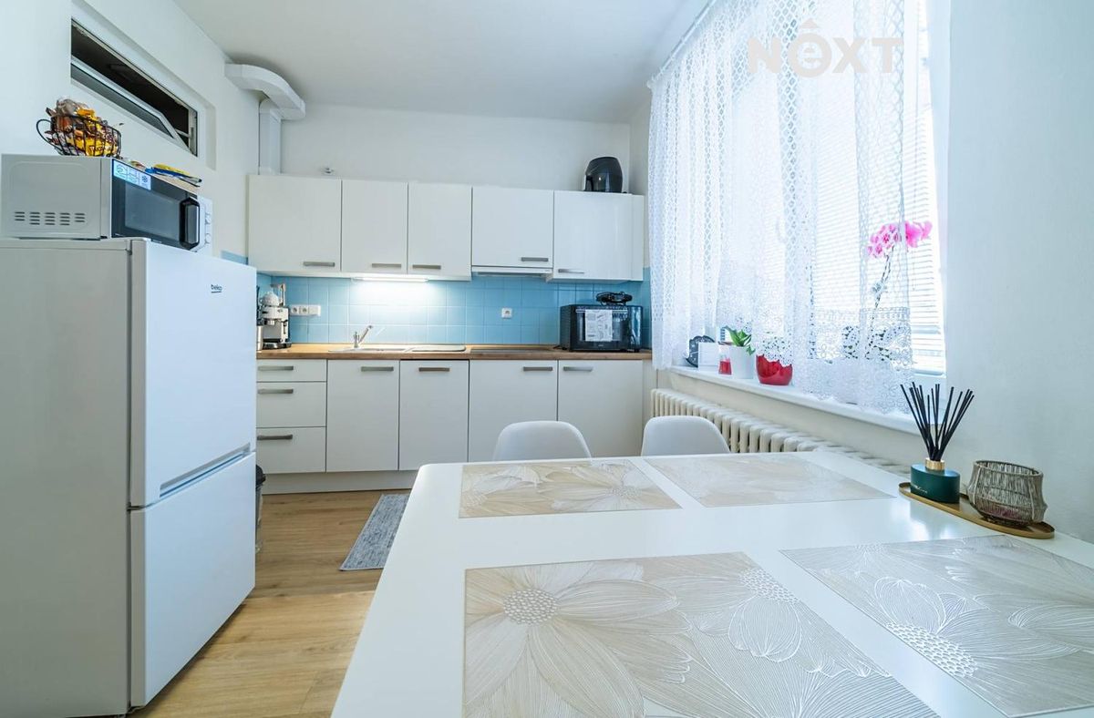 Pronájem bytu 1+1 37 m² – fotografie 3