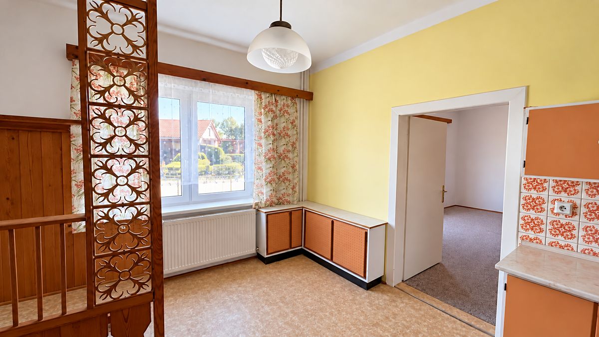 Prodej rodinného domu 120 m², pozemek 825 m² – fotografie 4