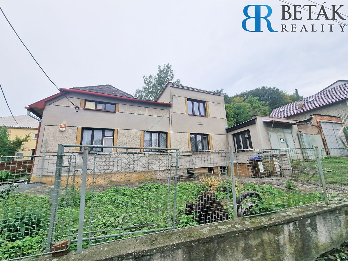 Prodej rodinného domu 200 m², pozemek 692 m²